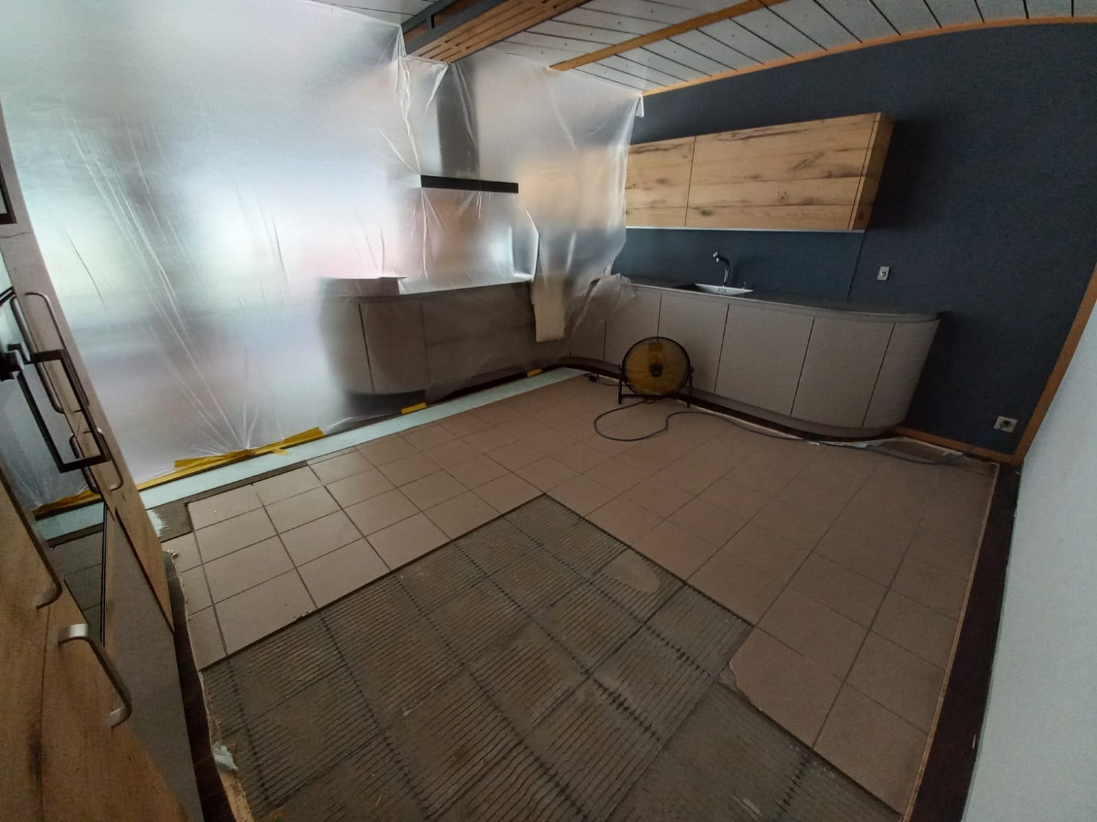 Confinement en espace intérieur